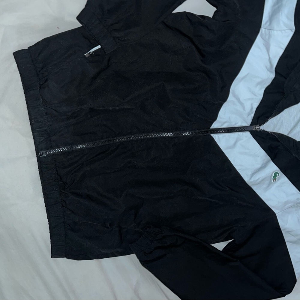 Lacoste Black and White Windbreaker with Chevron Design - Picture 6 of 10